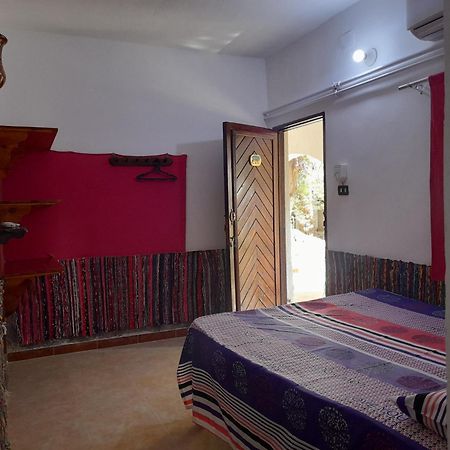 Fighting Kangaroo Camp Hotel Дахаб Екстериор снимка